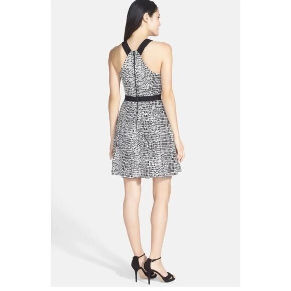 TRINA TURK Zola Fit & Flare Mini Dress White & Black Size 8 - Picture 3 of 10